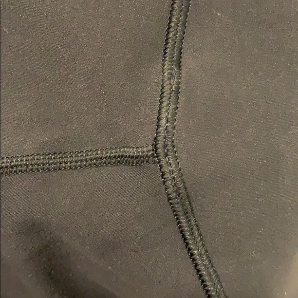 ⭐️ SOLD ⭐️ Lululemon Align Crop - Picture 7 of 7